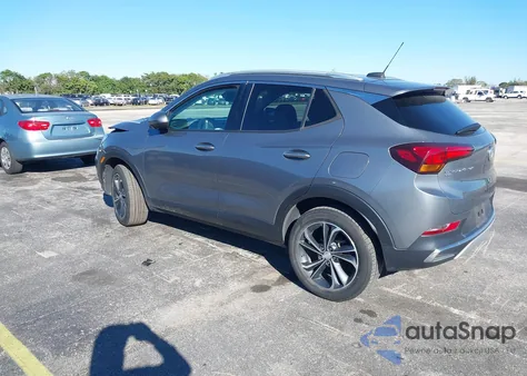 2021 Buick Encore Gx Awd Essence z USA, uszkodzony, nr VIN KL4MMGSL1MB162049